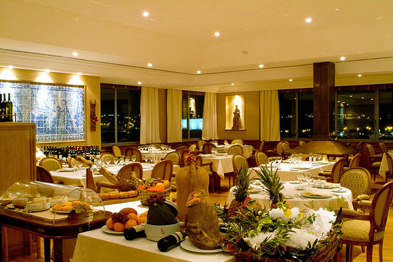 Hotel Real Oeiras Paço de Arcos Restaurante foto